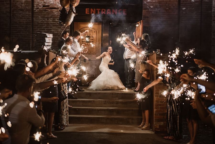 Fotografo di matrimoni Brandon Brown (roostmke). Foto del 14 dicembre 2019