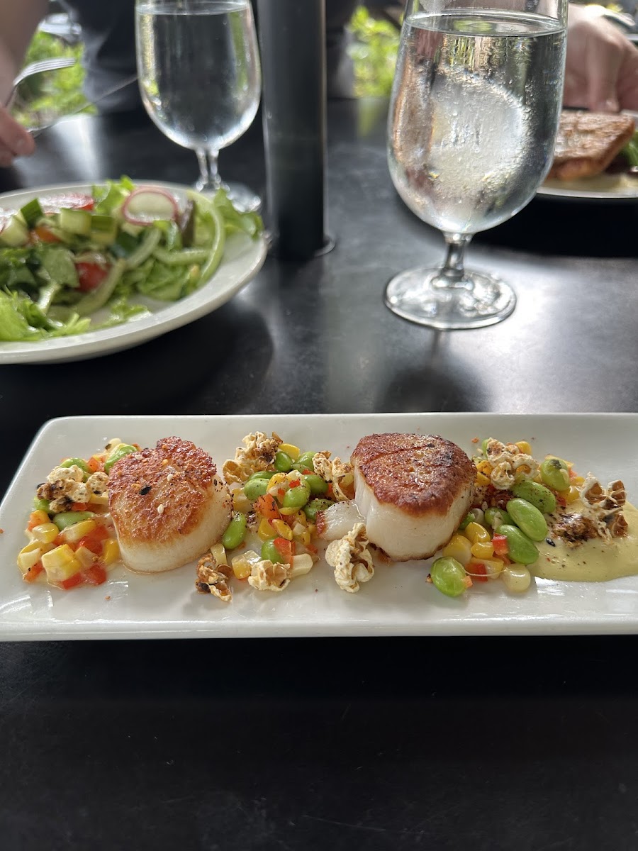 Scallops- loved it!