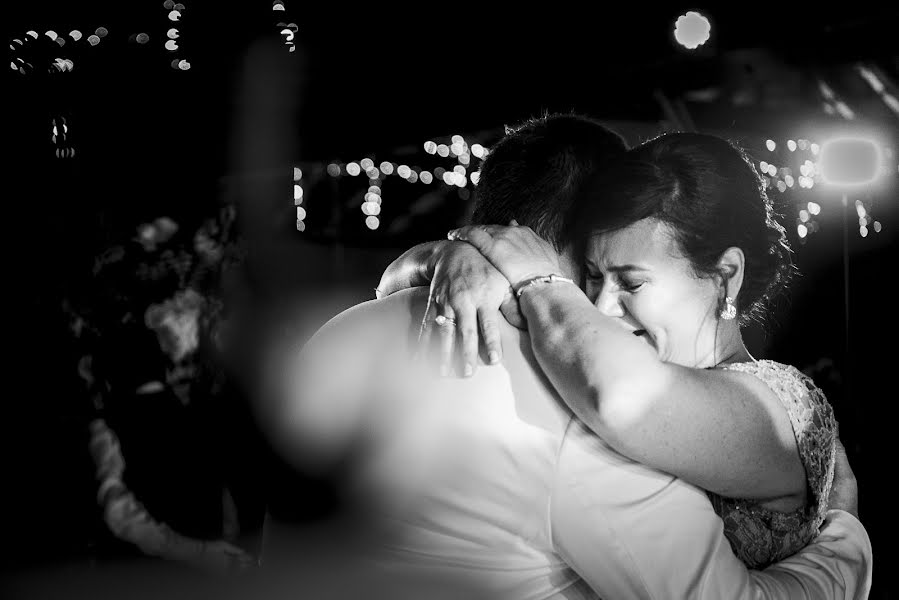 Fotógrafo de bodas Alejandro Villaquirán (bruzzone). Foto del 15 de abril 2019