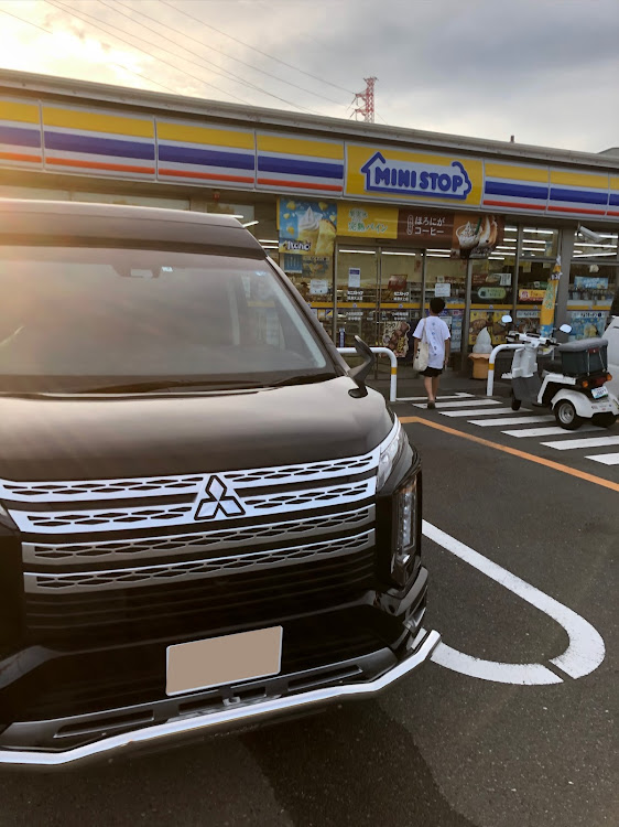 デリカD:5の独楽寿司大和本店・誕生日は、7月28日・平日は、息子さん達の塾や空手でどこにも行けません・今日は、チートデー・ミニストップのハロハロ食べました♪に関するカスタム事例の投稿画像2枚目