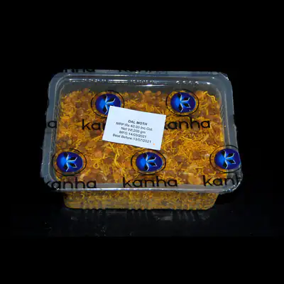 Dal Moth 200 Gms