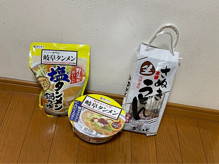 ハイエースバンのReiker's Racing・Simple.Style・奈良オフ・携帯灰皿に関するカスタム事例の投稿画像5枚目