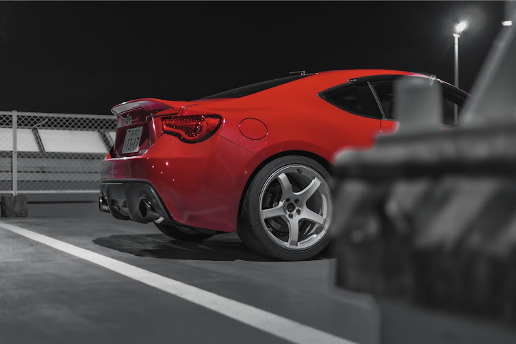 86のADVAN Racing TC4・invidia n1・EOS RPに関するカスタム事例の投稿画像1枚目