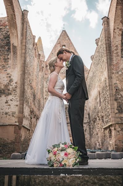 Fotógrafo de casamento Lukáš Chadim (lukyfoto). Foto de 2 de maio 2022