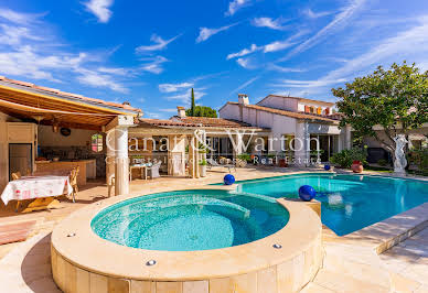 Villa with pool and terrace 2