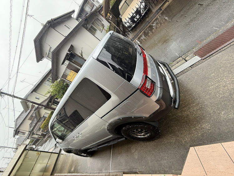 デリカD:5のデリカd5がある生活・デリカD:5・雨が滴るいい車に関するカスタム事例の投稿画像1枚目