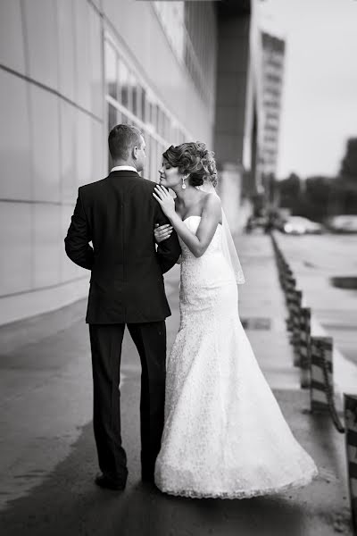 Nhiếp ảnh gia ảnh cưới Yana Rogozhina (yanaidea). Ảnh của 13 tháng 10 2016