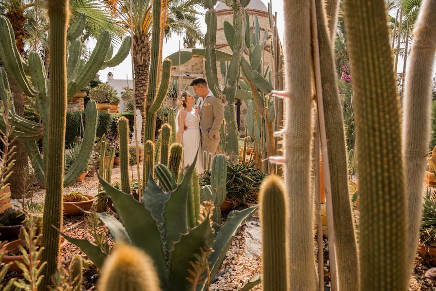 Fotógrafo de casamento Raisa Panayotova (rayapanayot). Foto de 7 de dezembro 2022