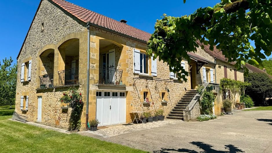 Vente maison 6 pièces 180 m² à Saint-Cyprien (24220), 449 000 €