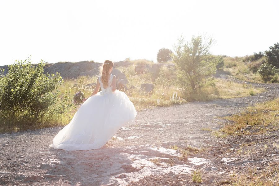 Wedding photographer Tatyana Savchuk (tanechkasavchuk). Photo of 28 September 2017