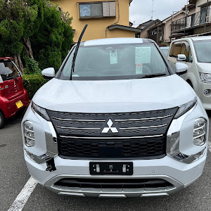 アウトランダーPHEV GN0W