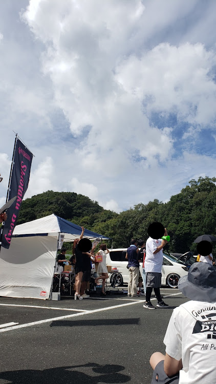 Nボックスのセレナ・エコパスタジアムP3・久しぶりに会う仲間たち・いつもイイネ&コメントありがとうございます🙇‍♂️・セレナC25に関するカスタム事例の投稿画像8枚目