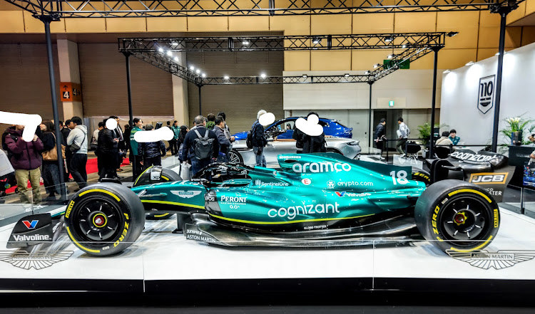 BRZの大阪モーターショー・第８弾！！！！！！！！・気分は!?　ジェームス🇬🇧ボンド😎💕👍・外車がもつ独特のイヤらしさ❤️・気分はw🏁🔥!?　アロンソ🇪🇸( ՞ਊ ՞）→に関するカスタム事例の投稿画像38枚目