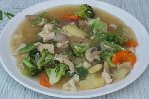 Chicken With Broccoli
