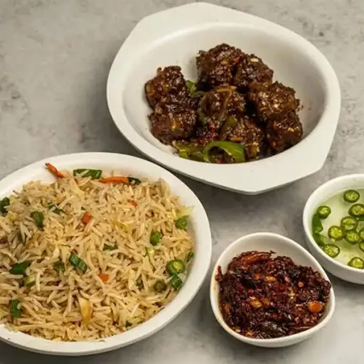 Veg Fried Rice + Veg Manchurian