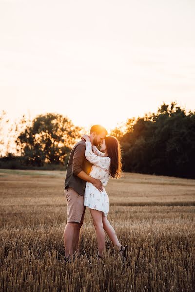 Wedding photographer Alena Semenchuk (alyonka). Photo of 18 April 2022