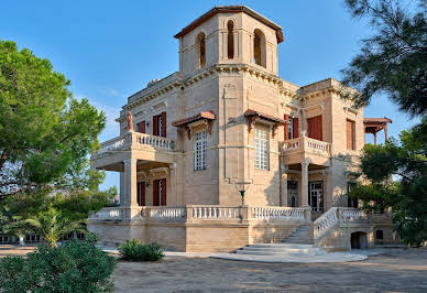 Maison avec jardin et terrasse 1