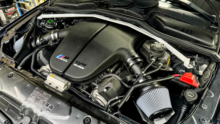 M5のE60M5・V10 5L 507HP・S85B50・aFe power・ULTRA RACINGに関するカスタム事例の投稿画像4枚目