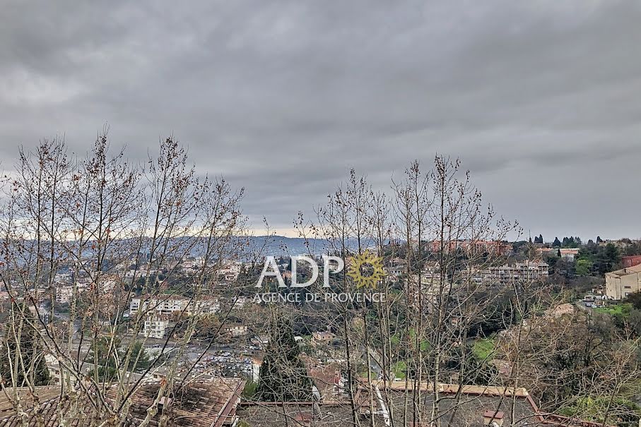 Vente appartement 4 pièces 95.63 m² à Grasse (06130), 200 000 €