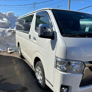 ハイエースバン GDH206V