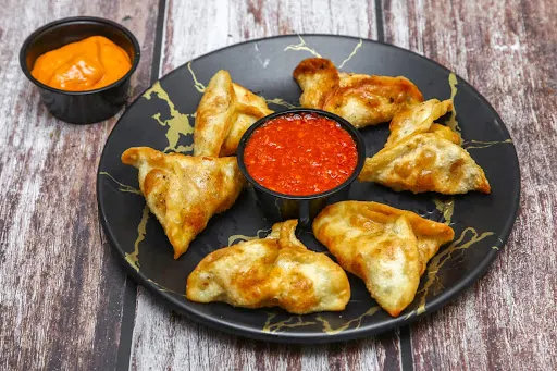 Chicken Tikka Fried Momos [6 Pieces]