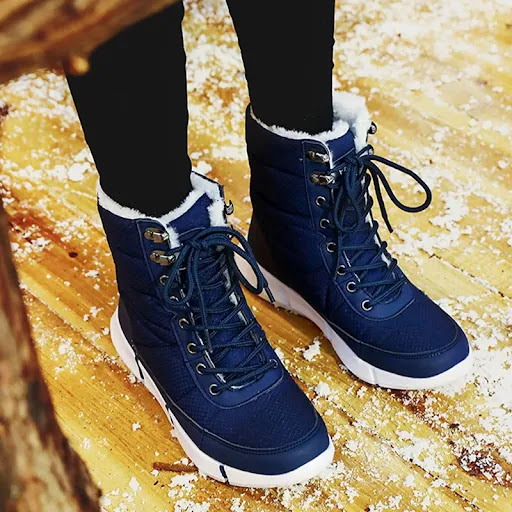 Title 17, Ultra-light warm mid-tube cotton boots, providi...
