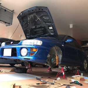 インプレッサ WRX GC8