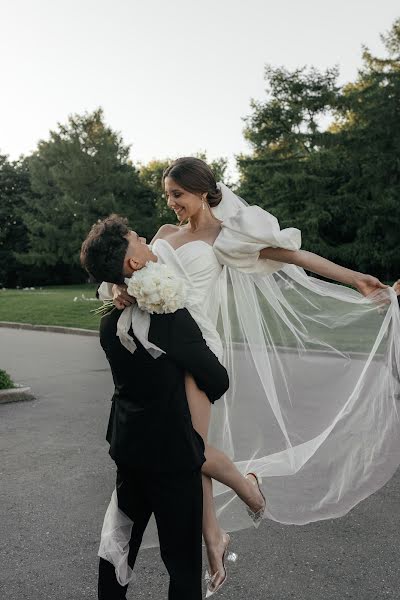 Fotógrafo de casamento Polina Gorbacheva (polinagorbacheva). Foto de 19 de junho 2021