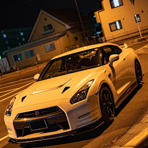 NISSAN GT-R R35