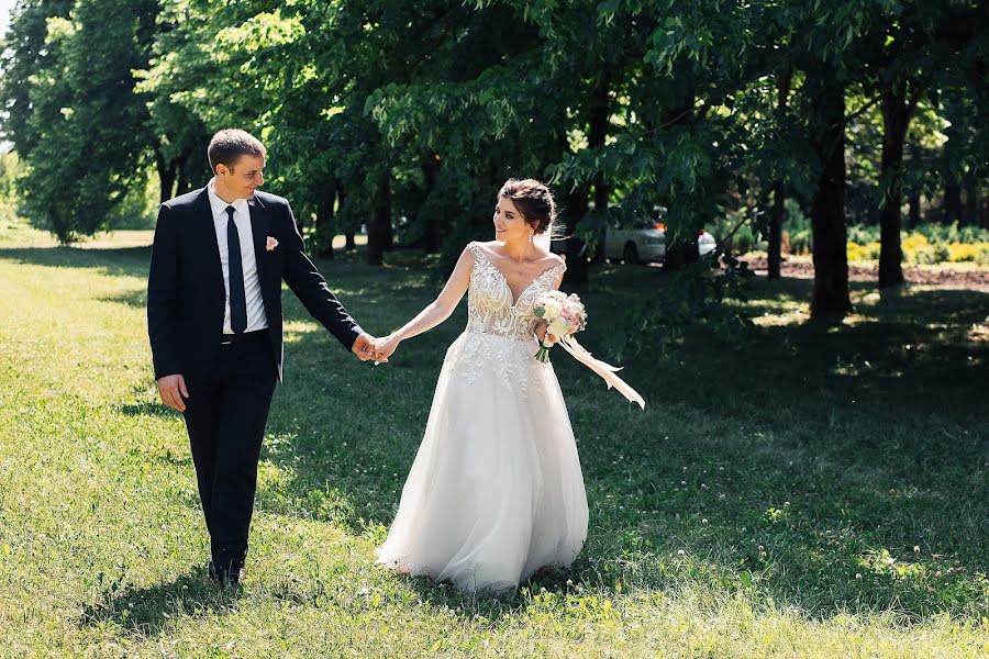 Wedding photographer Petr Golubenko (pyotr). Photo of 7 August 2019