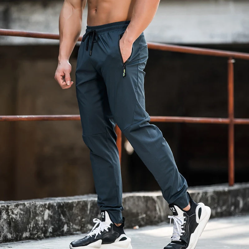 Herren Casual Jogginghose Loose Fitness Laufhose für Sport und Freizeit, atmungsaktiv und bequem. Perfekt für dein Workout.