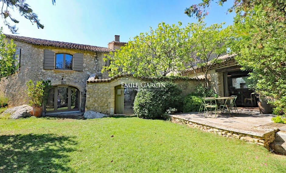 Vente maison 7 pièces 300 m² à Eygalières (13810), 3 300 000 €