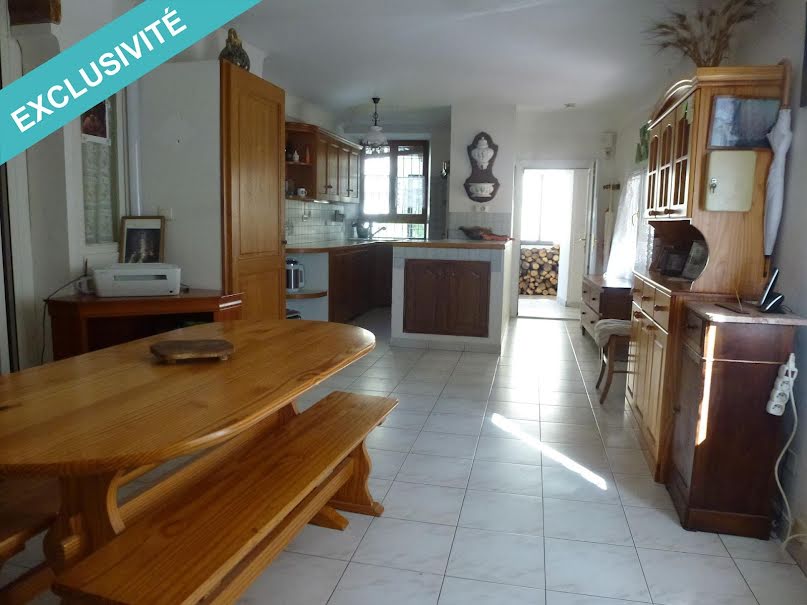 Vente appartement 6 pièces 142 m² à Mane (04300), 230 000 €