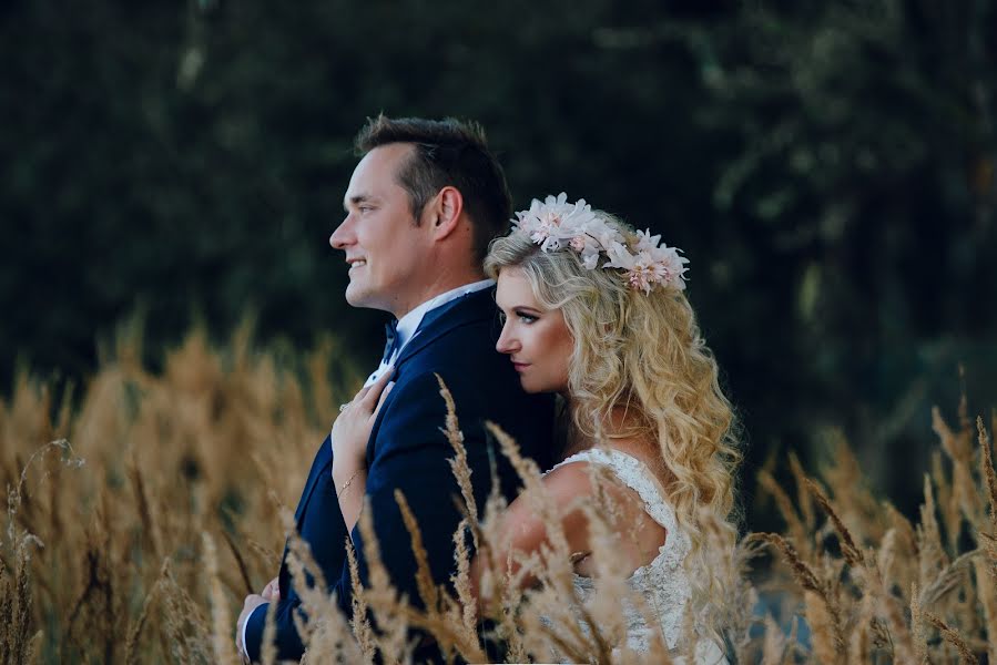 Wedding photographer Monika Machniewicz-Nowak (desirestudio). Photo of 17 October 2017