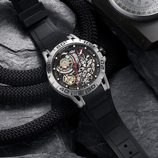 Title 4, Automatic mechanical watch with silicone strap ...