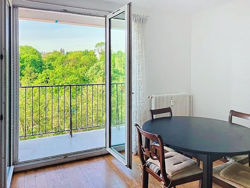 Vente appartement 4 pièces 79 m² à Saint-Germain-en-Laye (78100), 330 000 €