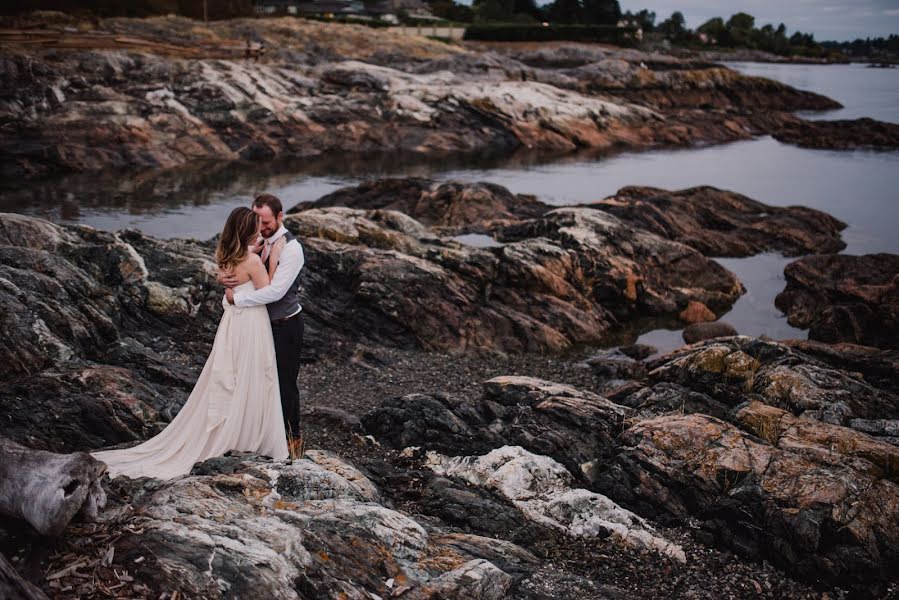 Fotógrafo de bodas Heather Stone (tulleandtweedvic). Foto del 30 de octubre 2018