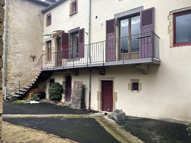 Vente maison 6 pièces 160 m² à Ludesse (63320), 127 200 €