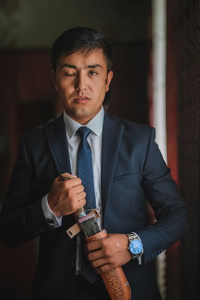 Fotógrafo de bodas Nurbek Akhunbaev (onlineprofi). Foto del 8 de octubre 2017