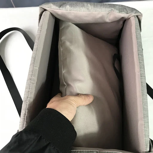 Pet Nest Portable Car Safety Seat For medium/Small Dogs Cat Travel Central Control Cat DogBed Transport Dog Carrier Prot
