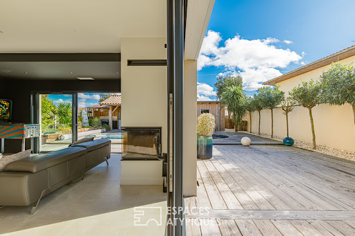 Maison avec piscine et terrasse 5