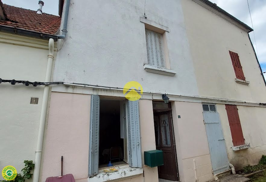 Vente maison 2 pièces 50 m² à Doyet (03170), 27 000 €