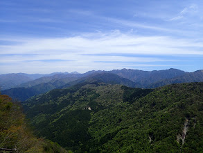 青崩の頭から南アルプス方面（中央左に聖岳・赤石岳・塩身丈など）