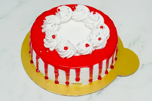 Vanilla Strawberry Cake