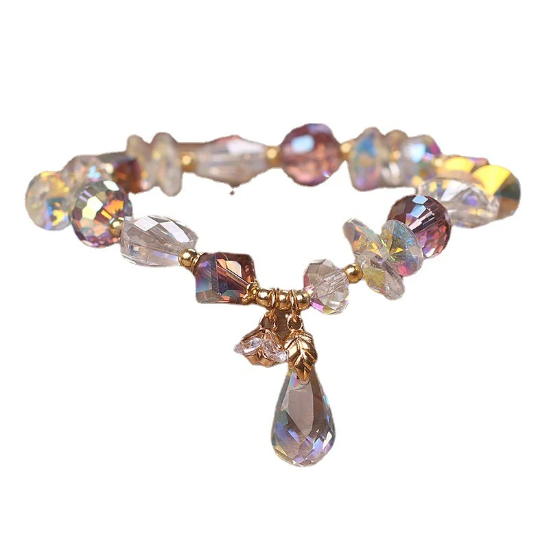 Bracelet coréen tendance en cristal autrichien coloré. Un accessoire de mode élégant et vibrant pour sublimer votre poignet en toute occasion.