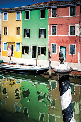 "L'acqua offre alla bellezza il suo doppio"