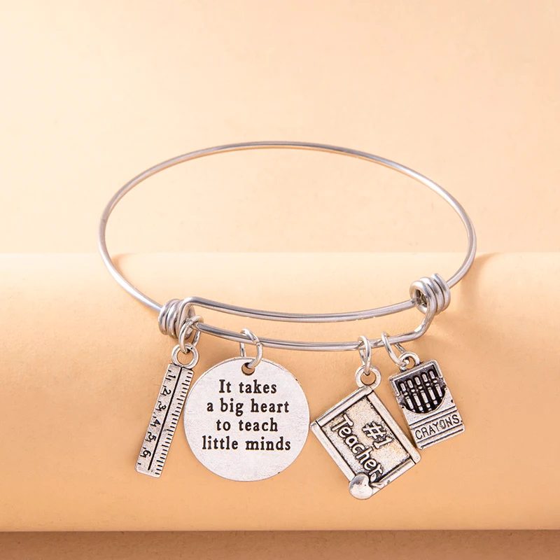 Title 2, Bracelet inspirant, breloques crayons règle arg...