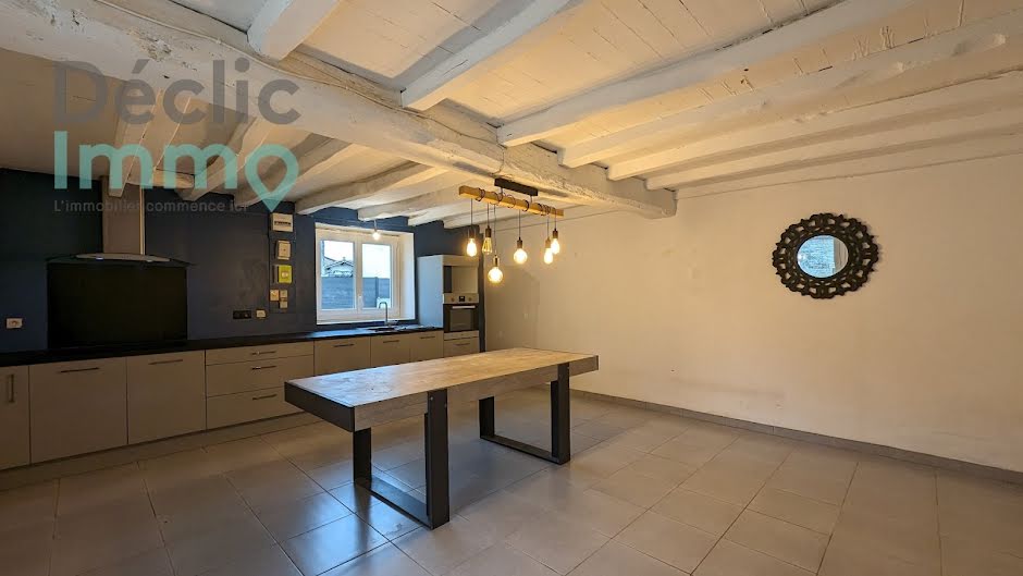 Vente maison 5 pièces 145 m² à Aigre (16140), 121 500 €