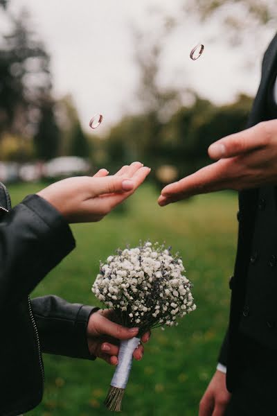 Fotógrafo de casamento Elena Kuzina (ekcamera). Foto de 30 de outubro 2019