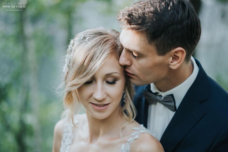 Wedding photographer Przemysław Miśniakiewicz (przemekmisniakie). Photo of 24 February 2020